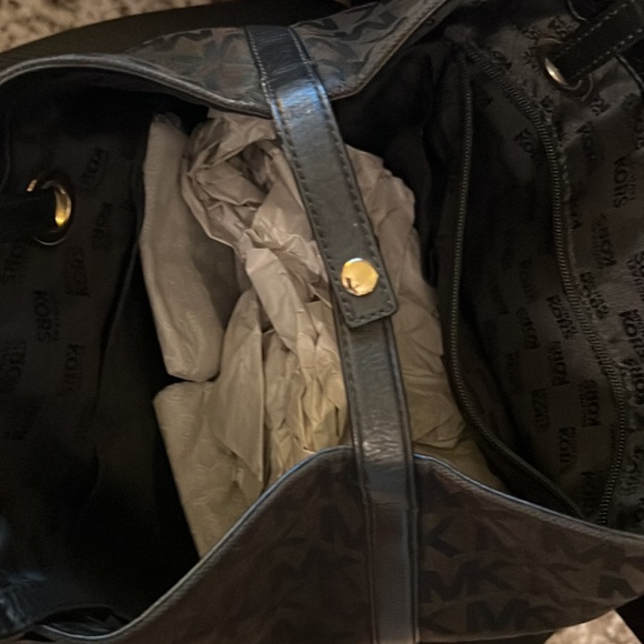 Michael Kors Large Black Canvas Tote - Picture 8 of 9